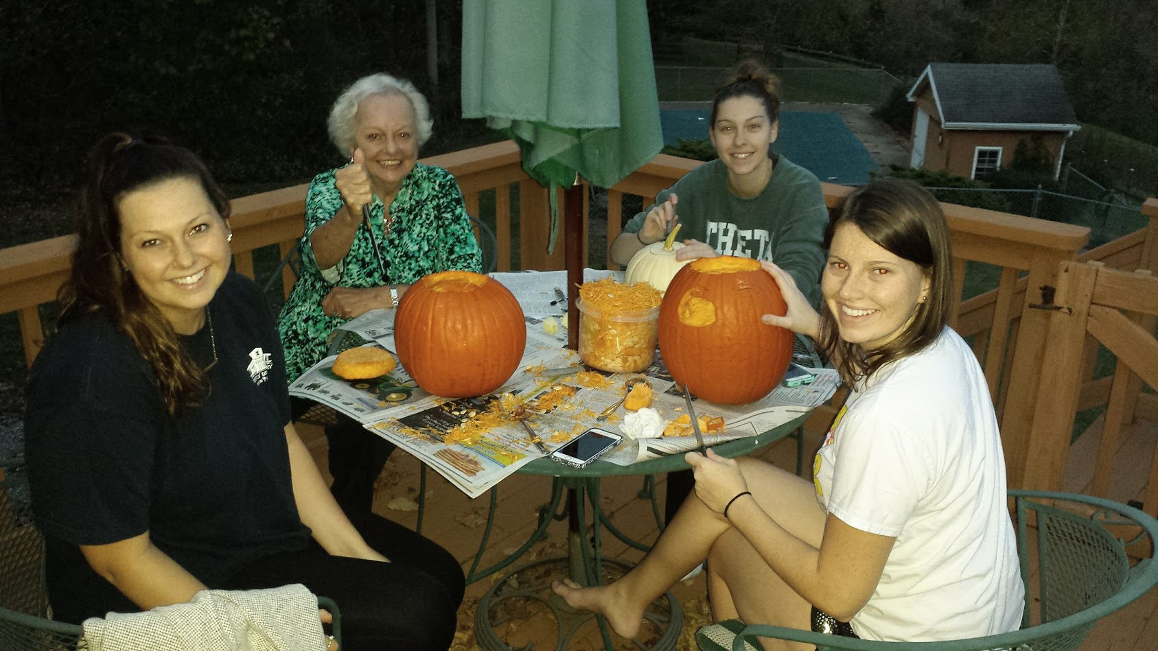 Pumpkin Carving with Grandgirls 2017